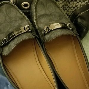 Coach flats